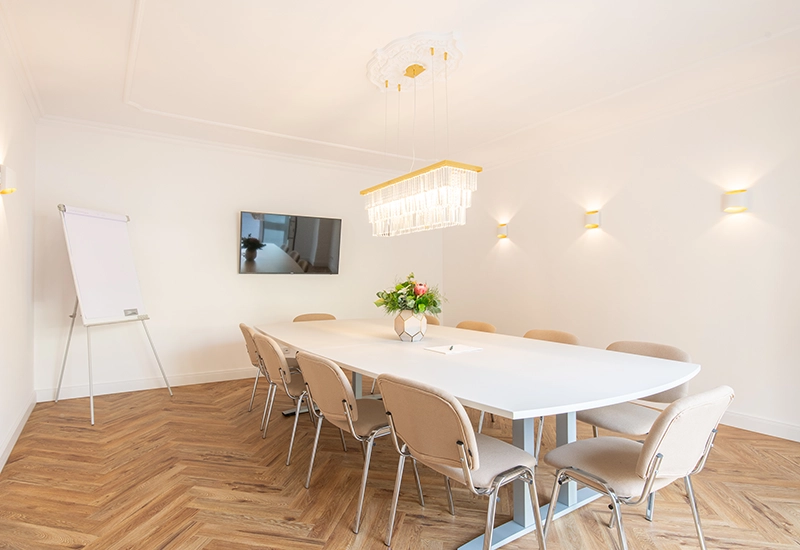 Besprechungsraum Hausverwaltung Dullinger